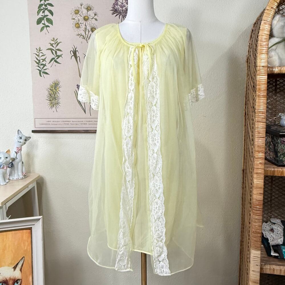 Vintage Nylon Peignoir Robe Nightgown Lingerie Romantic Coquette Femme Dolly S